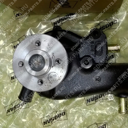 Насос водяной DOOSAN 210W 65.06500-6402B 3