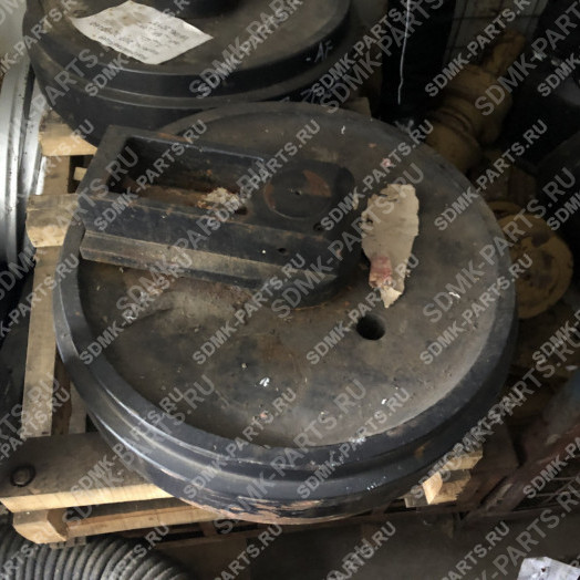 Колесо направляющее KOMATSU 207-30-00160 2