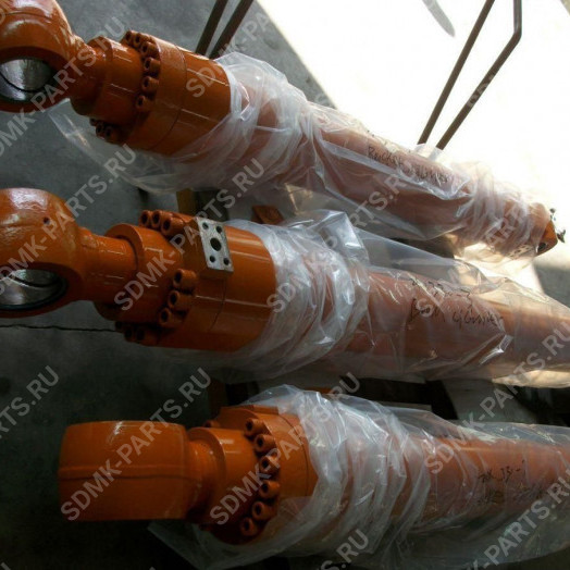 Гидроцилиндр ковша HITACHI ZX330-5G 9255452
