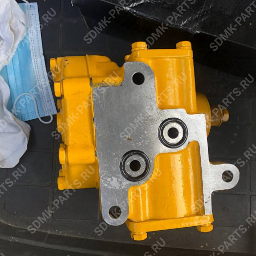 Сервокланан KOMATSU D155A-1 702-12-14000 3