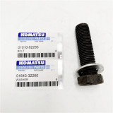 Болт 01010-32285, 01010-62285 KOMATSU D155A-5 01010-82285